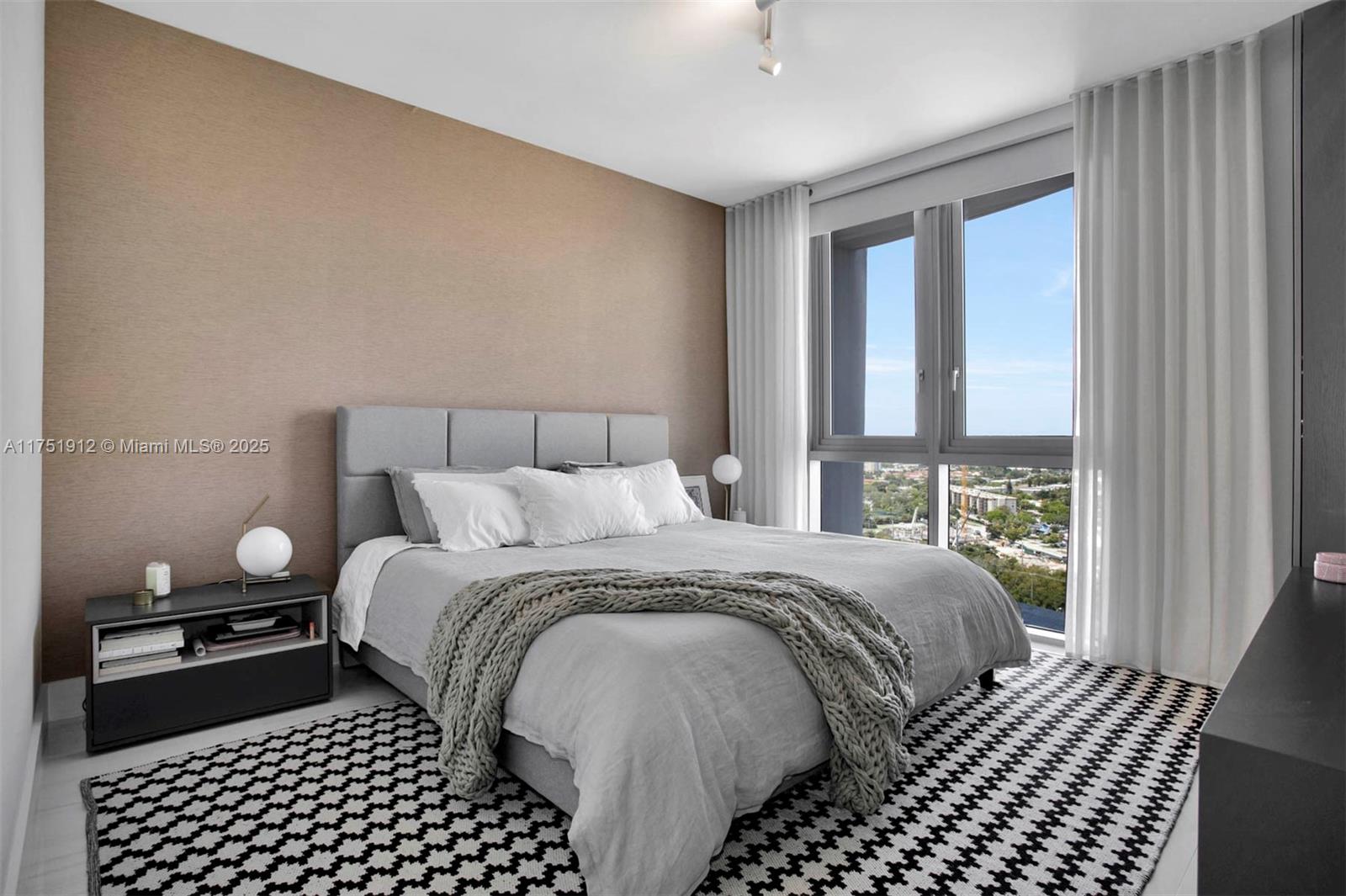 17111 Biscayne Blvd #2101, North Miami Beach, Florida image 29