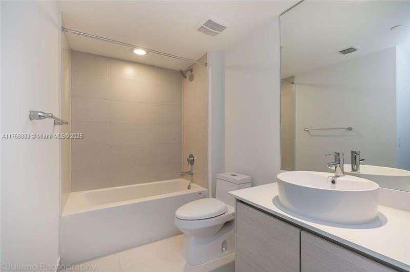 4250 Biscayne Blvd #1103, Miami FL 33137