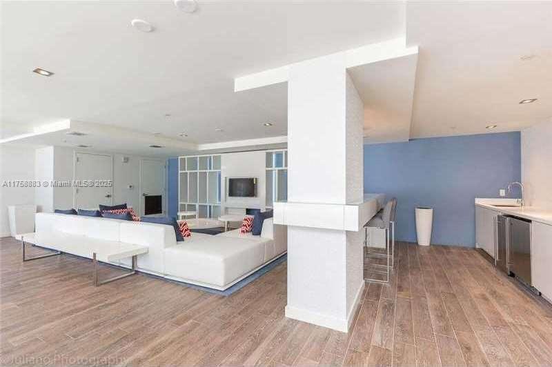 4250 Biscayne Blvd #1103, Miami FL 33137