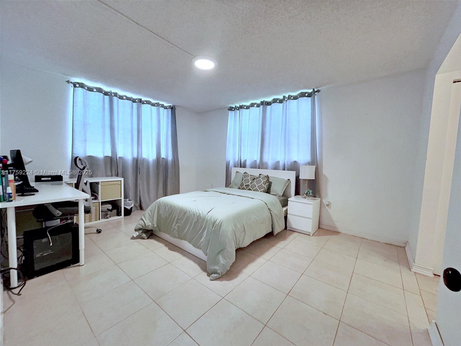 7100 NW 17th St #111, Plantation, Florida image 12