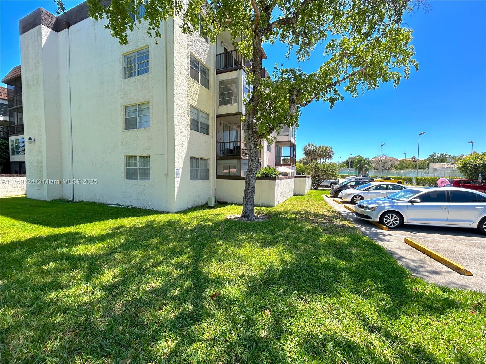 7100 NW 17th St #111, Plantation, Florida image 26