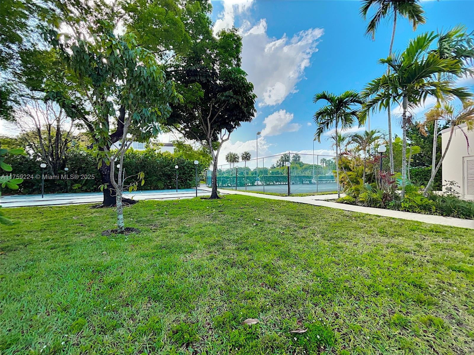 7100 NW 17th St #111, Plantation, Florida image 30
