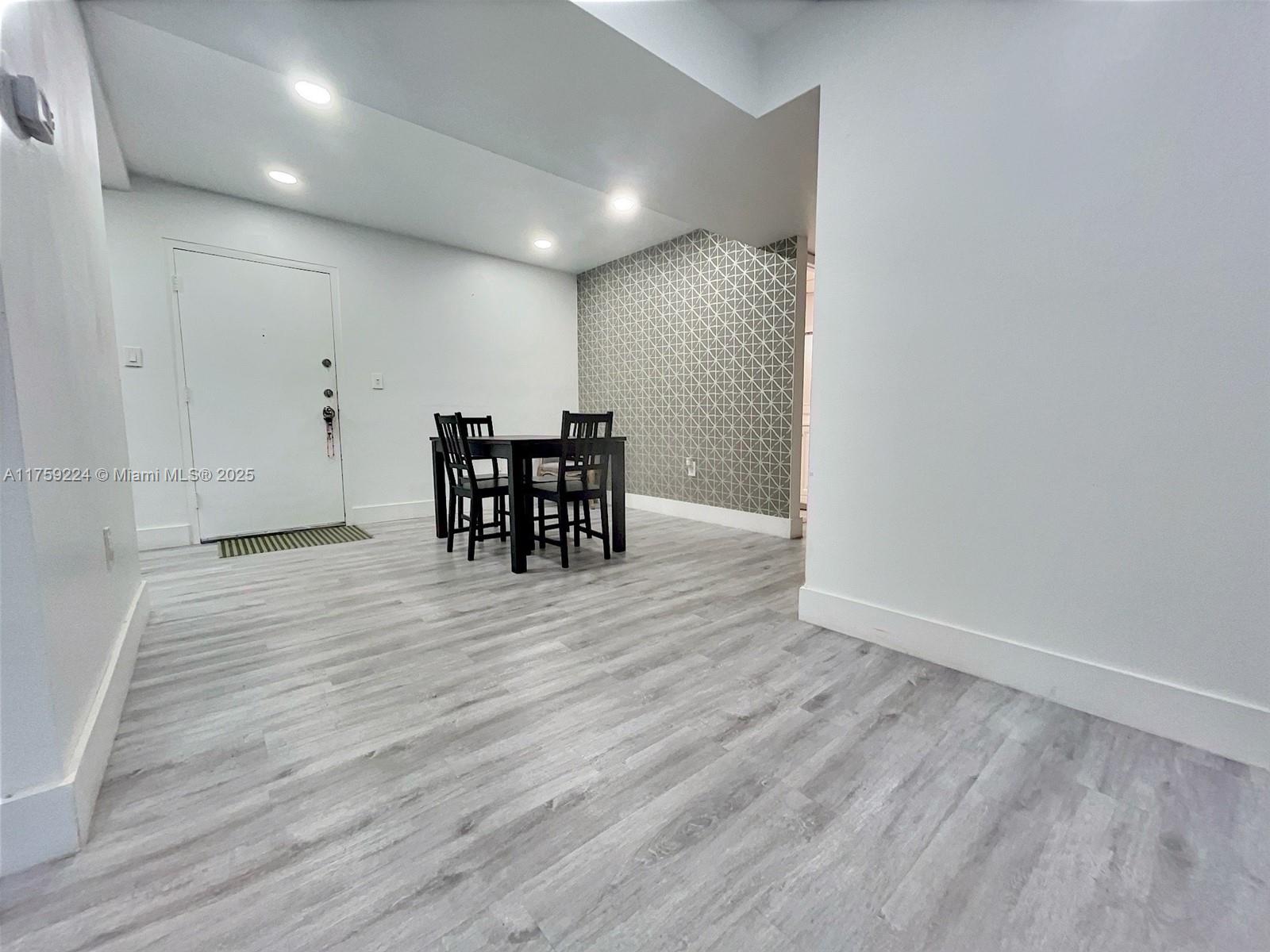 7100 NW 17th St #111, Plantation, Florida image 7