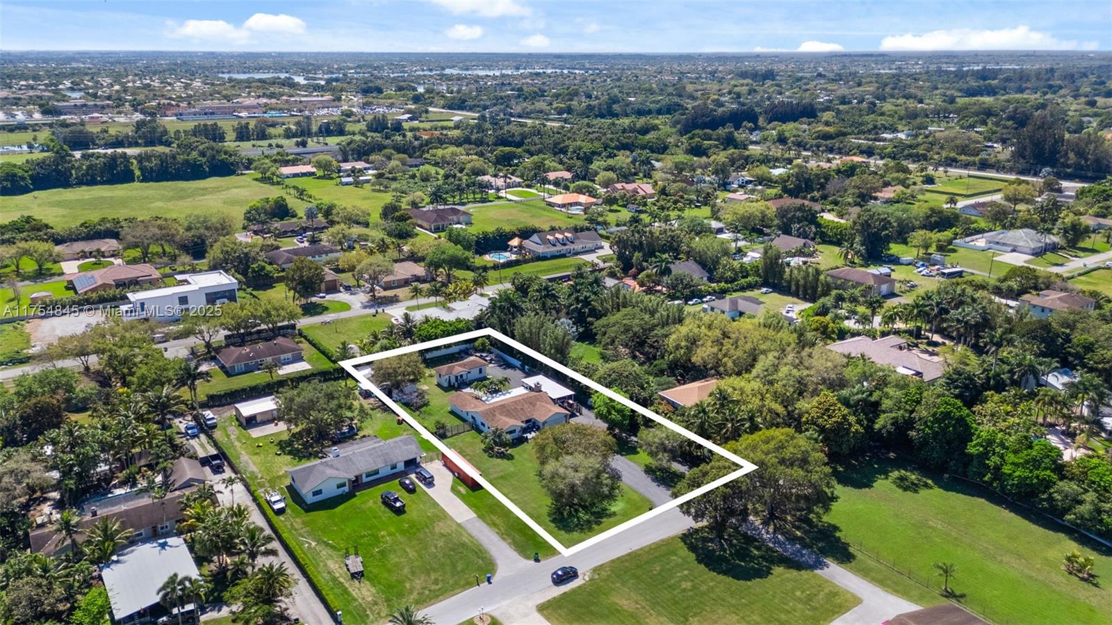 16830 SW 62nd St, Southwest Ranches, Florida image 37