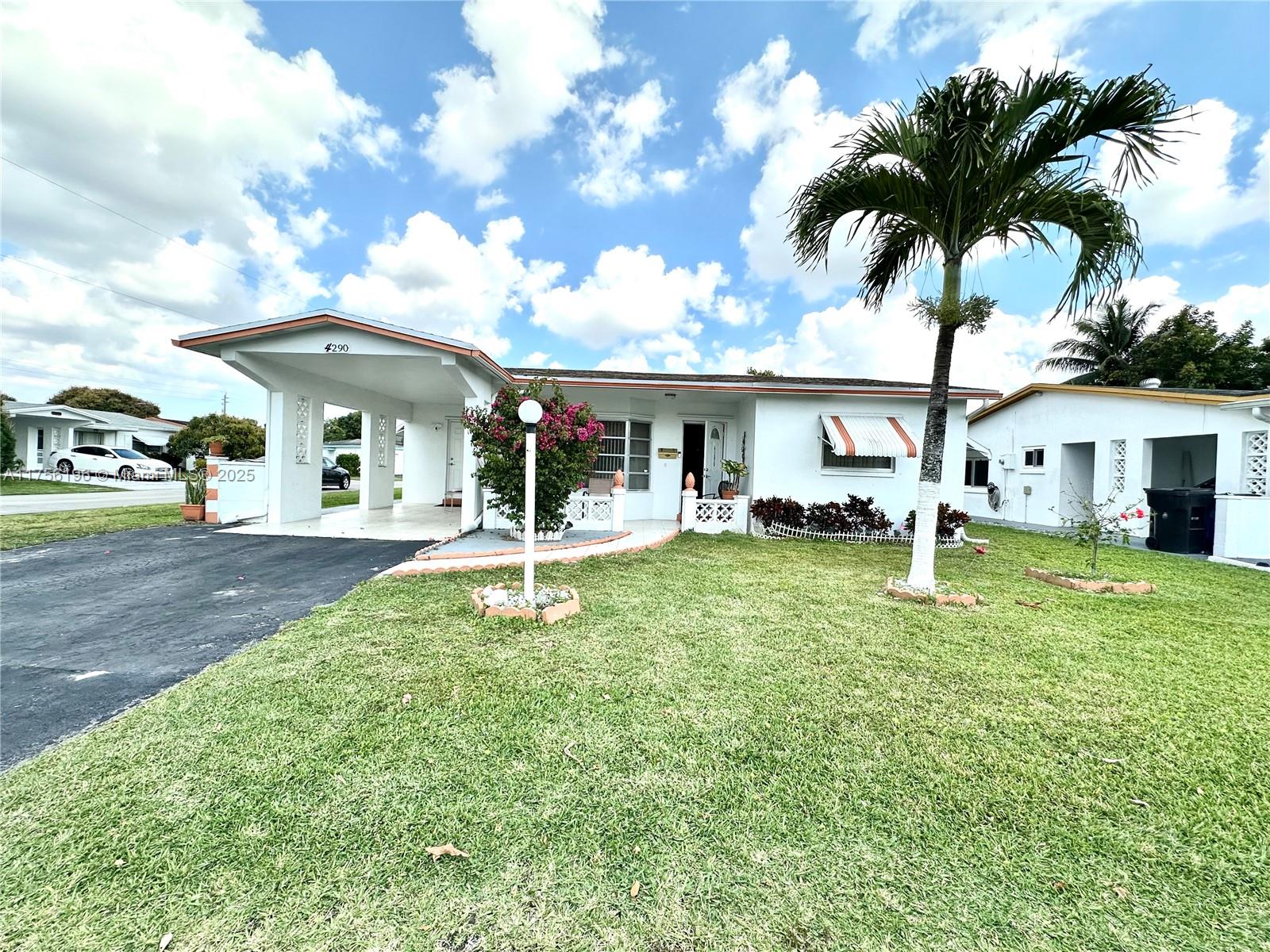 4290 NW 49th Ter, Lauderdale Lakes, Florida image 1