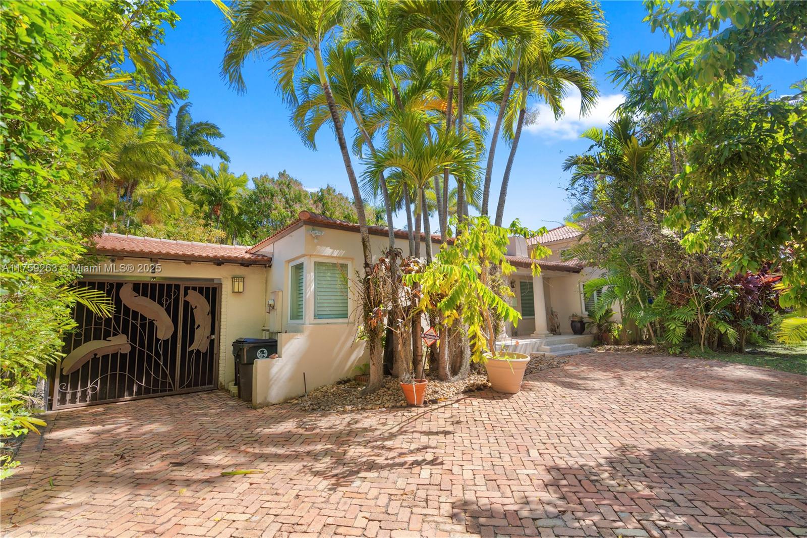 33 S Royal Poinciana Blvd, Miami Springs, Florida image 2
