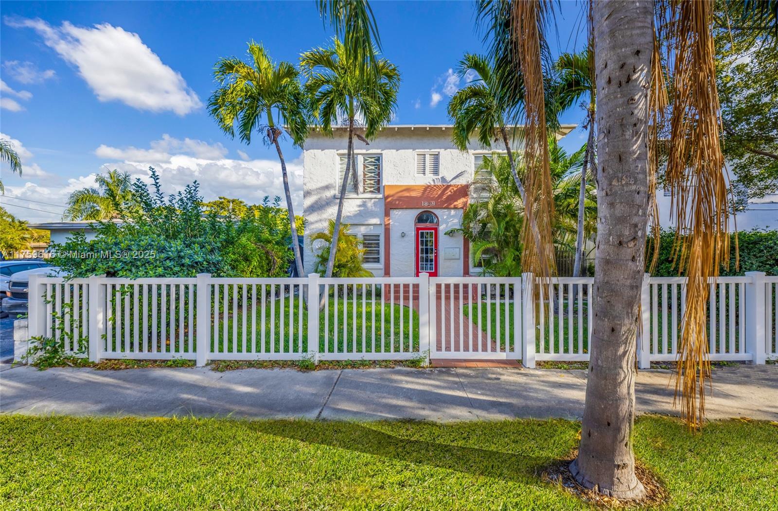 1849 Dewey St, Hollywood, Florida image 3