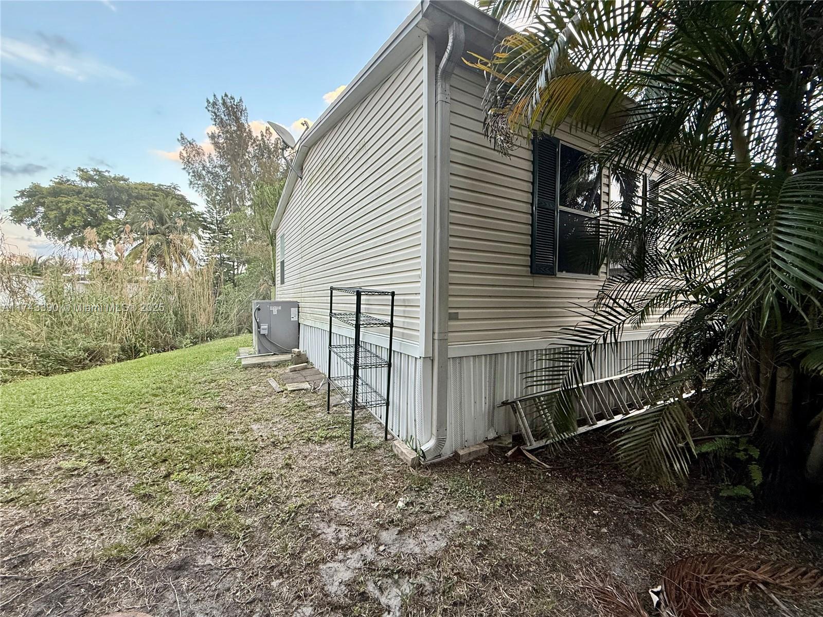 5391 SW 33 St., Davie, Florida image 20
