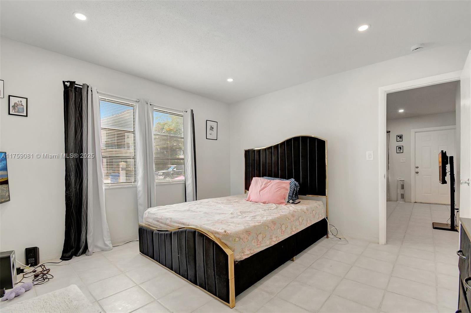 1213 SE 1st St, Fort Lauderdale, Florida image 18