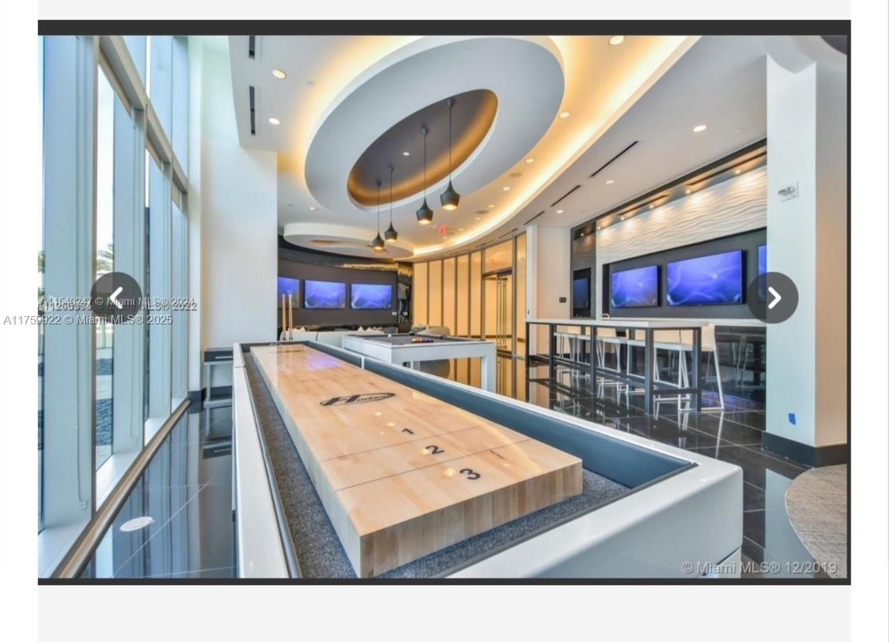 851 NE 1st Ave #911, Miami FL 33132