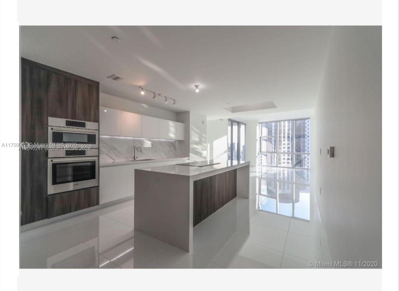851 NE 1st Ave #911, Miami FL 33132