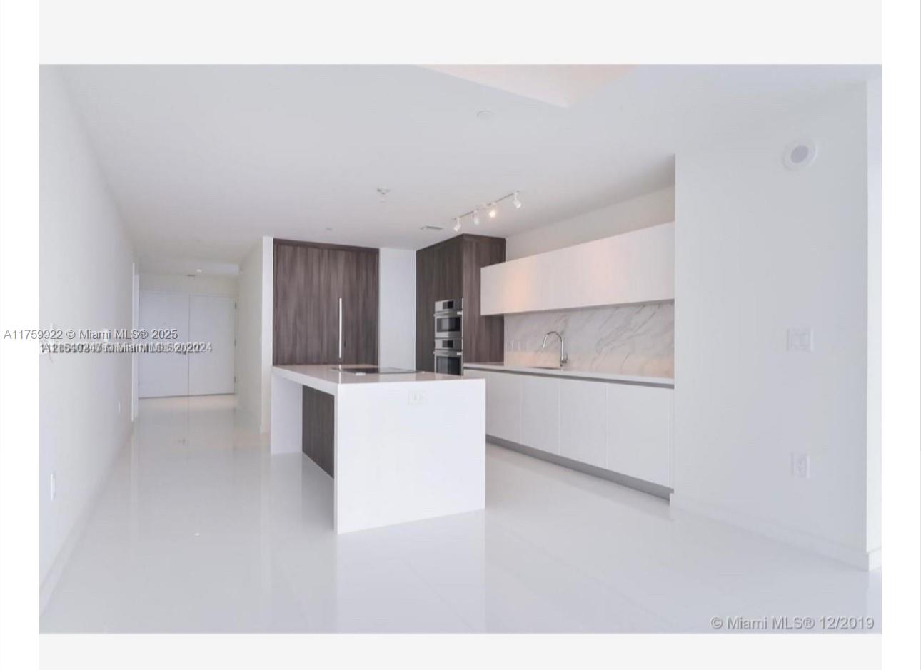 851 NE 1st Ave #911, Miami FL 33132