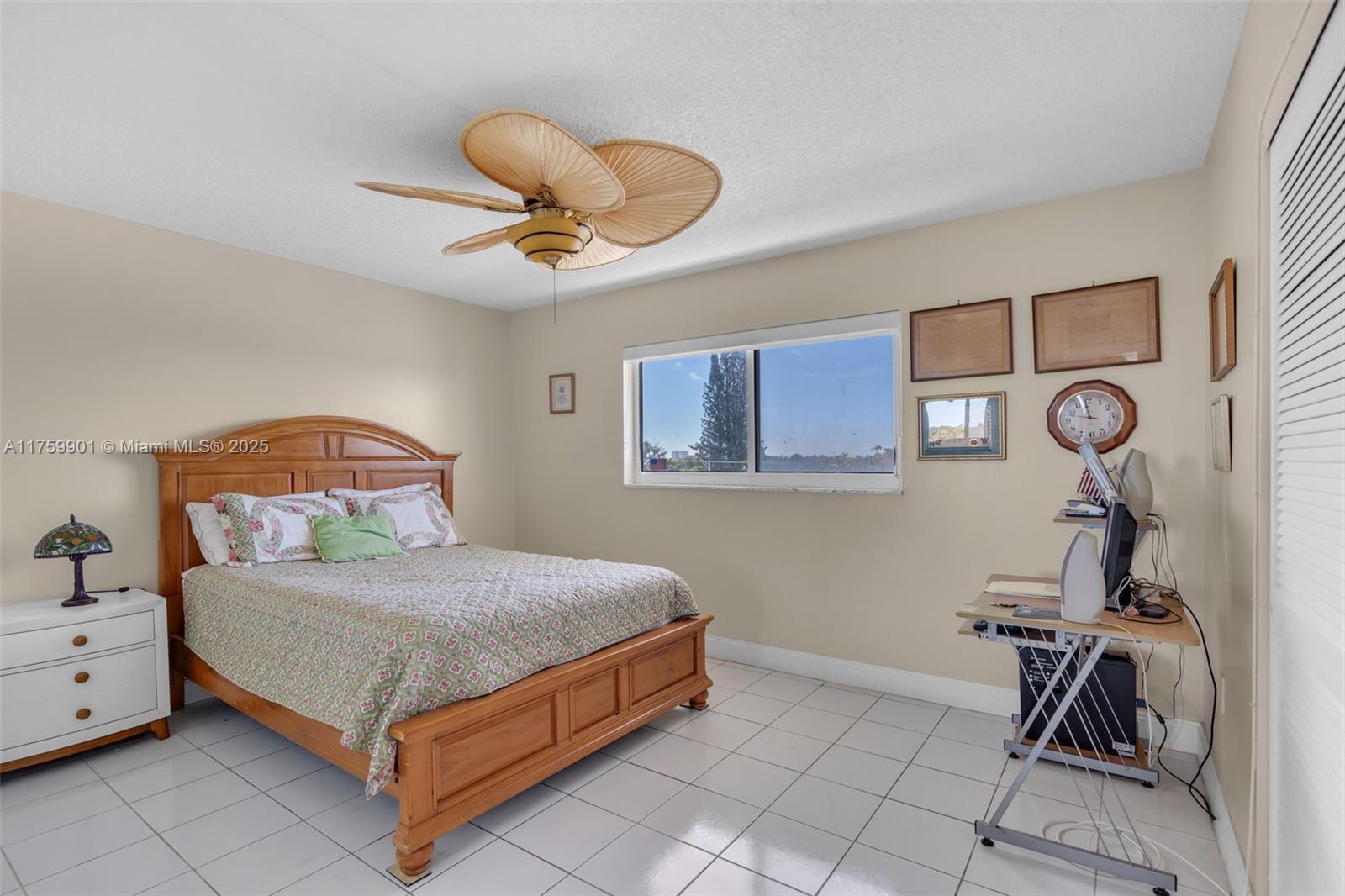 Listing Photo 15