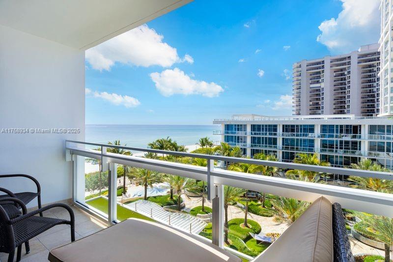 6801 Collins Ave #610 Door #612, Miami Beach FL 33141