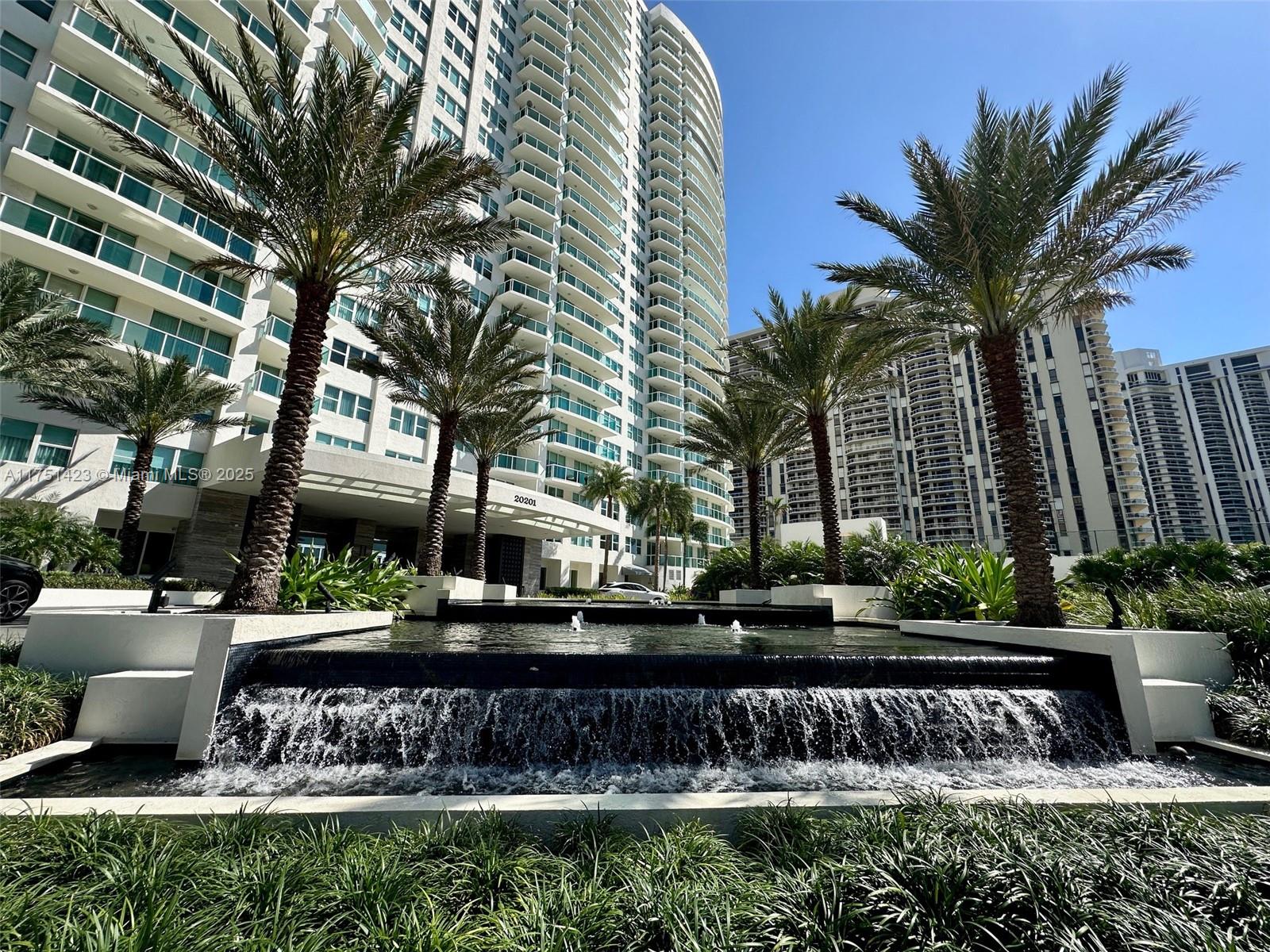 20201 E Country Club Dr #308, Aventura, Florida image 5