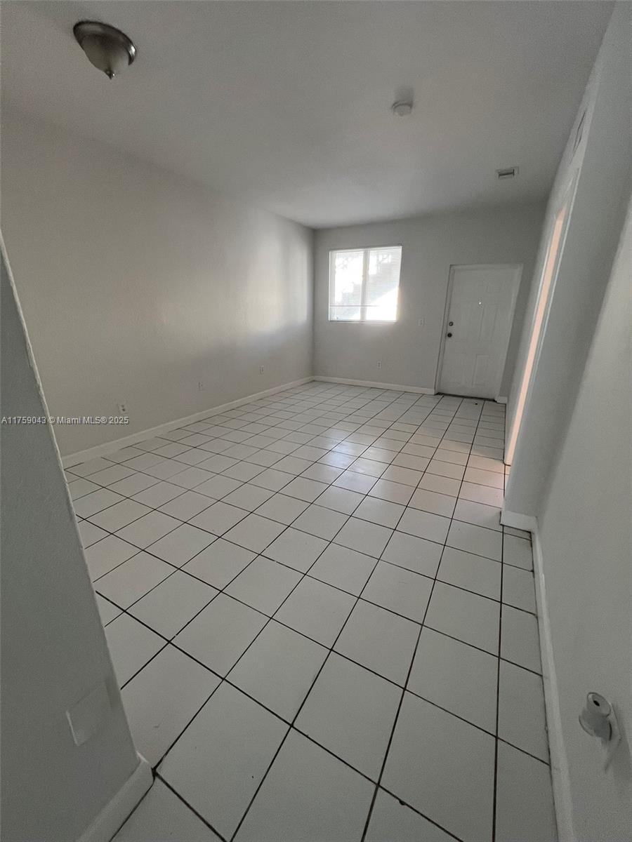2650 SE 16th Ter #101, Homestead, Florida image 5