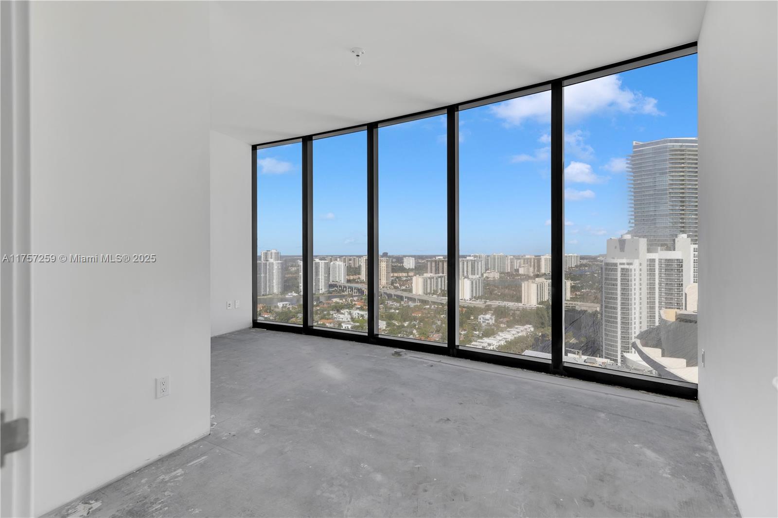 18555 E Collins Ave #3205, Sunny Isles Beach, Florida image 18