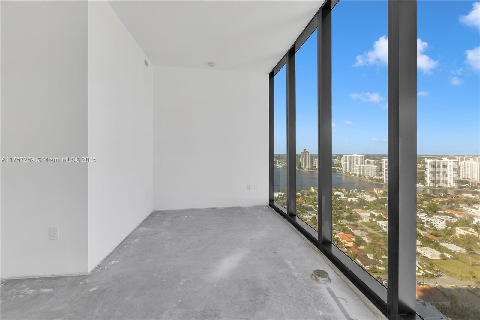 18555 E Collins Ave #3205, Sunny Isles Beach, Florida image 19