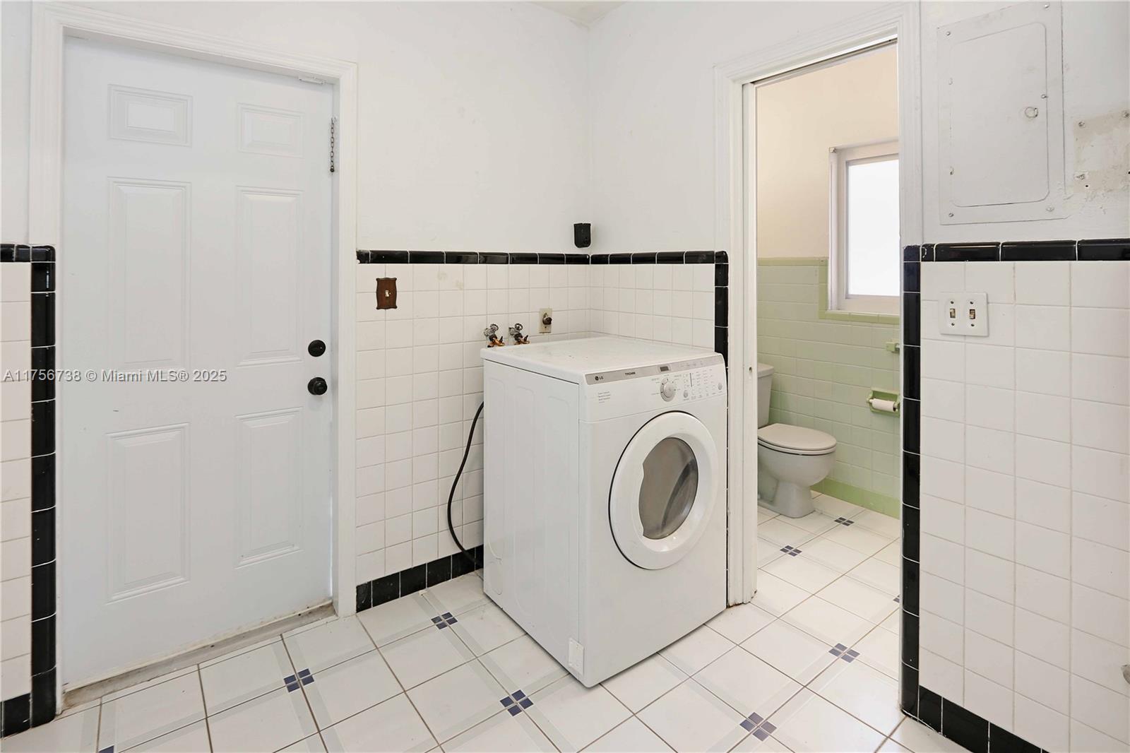 Listing Photo 17