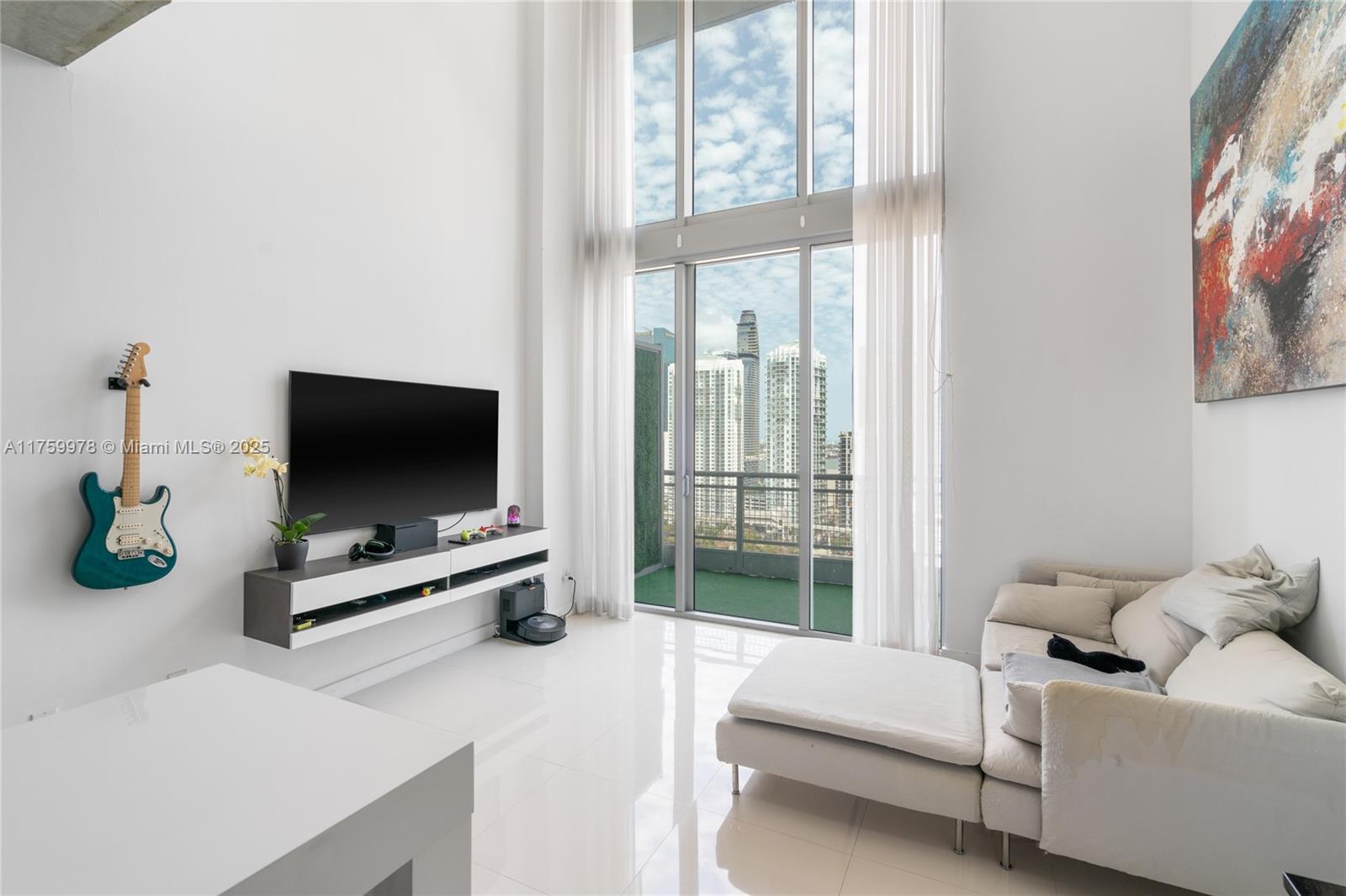 690 SW 1st Ct #2716, Miami FL 33130