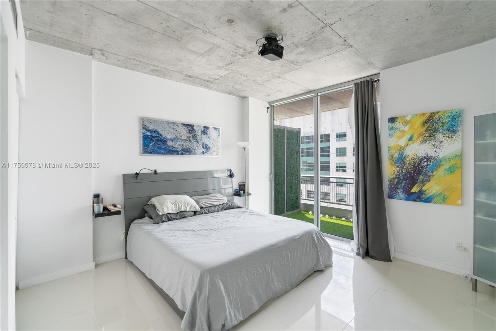 690 SW 1st Ct #2716, Miami FL 33130