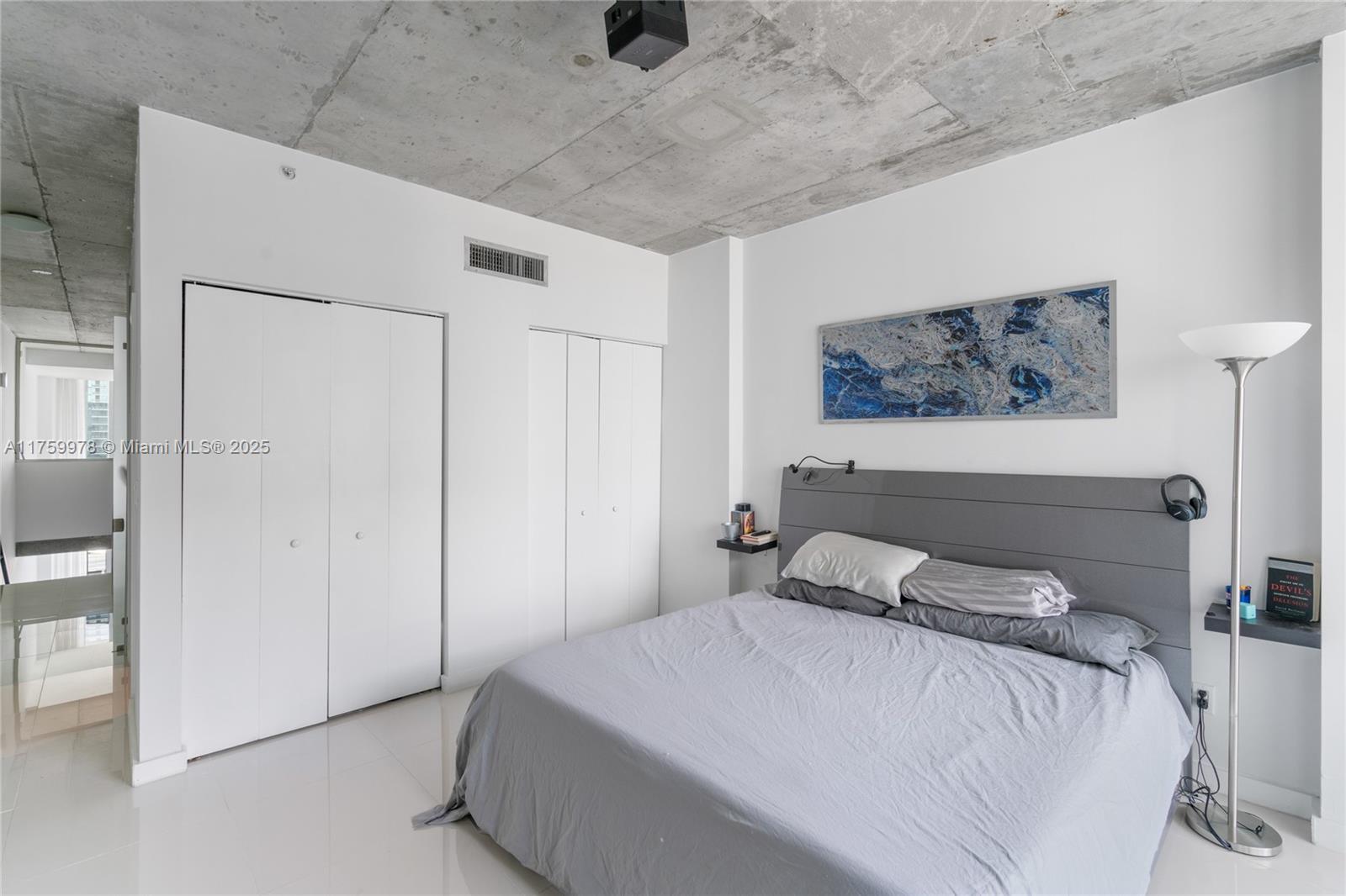 690 SW 1st Ct #2716, Miami FL 33130