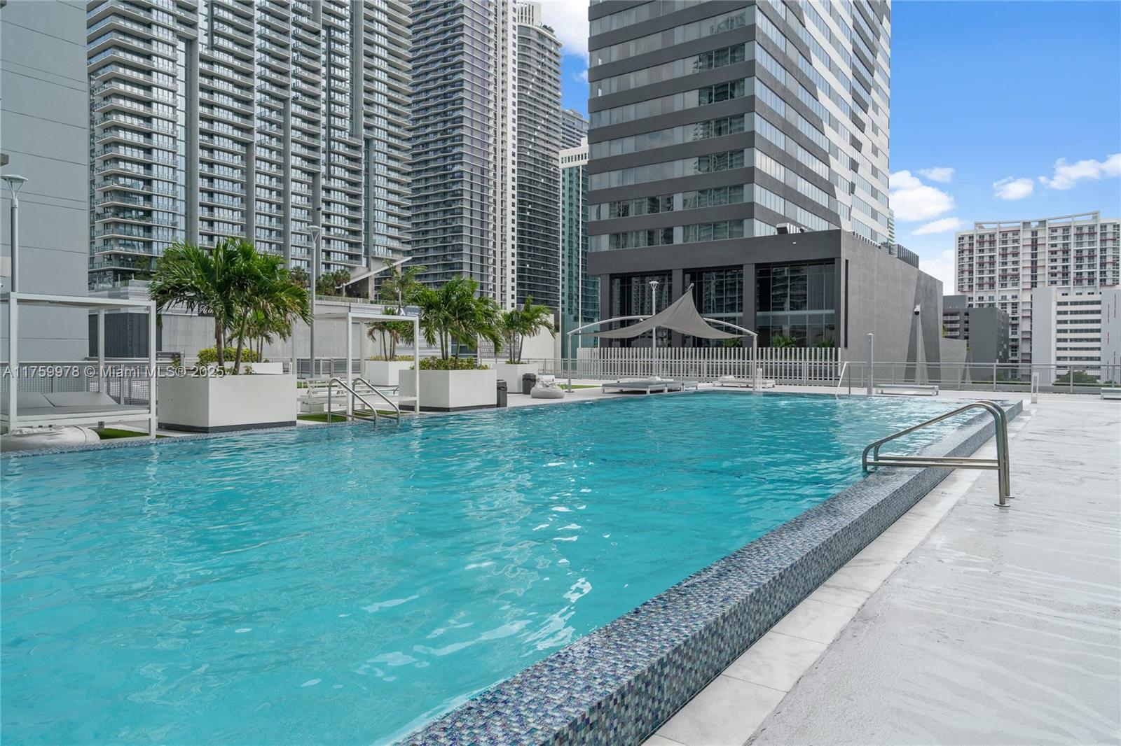 690 SW 1st Ct #2716, Miami FL 33130