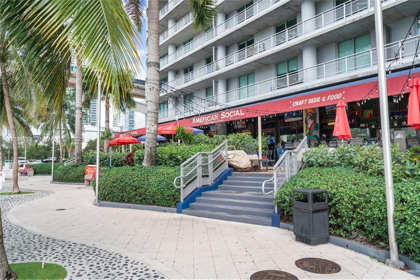 690 SW 1st Ct #2716, Miami FL 33130