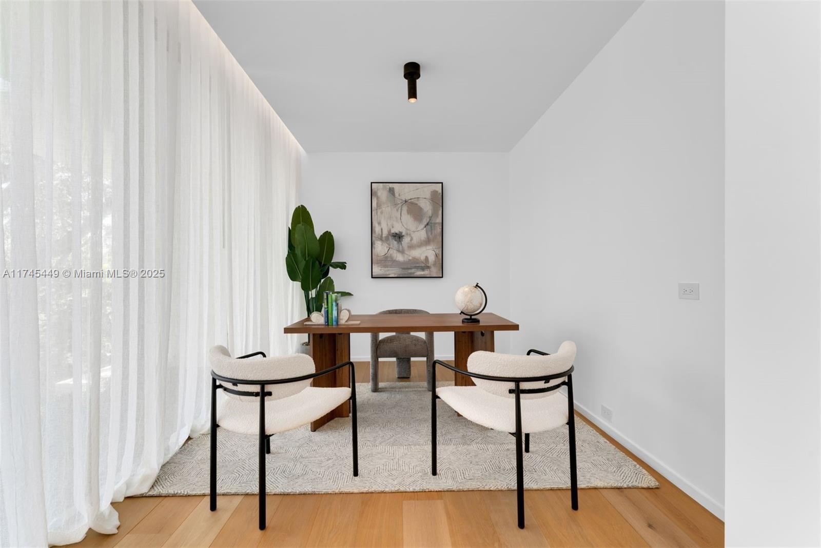 Listing Photo 22