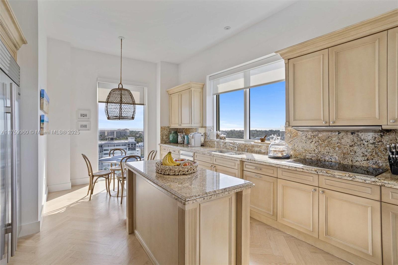 445 Grand Bay Dr #1210, Key Biscayne FL 33149
