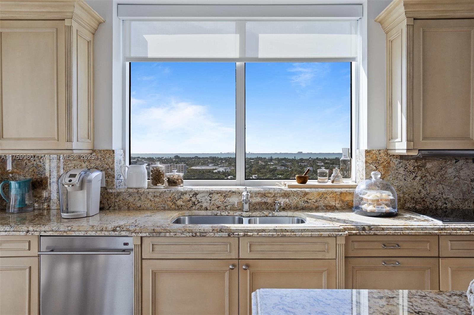 445 Grand Bay Dr #1210, Key Biscayne FL 33149