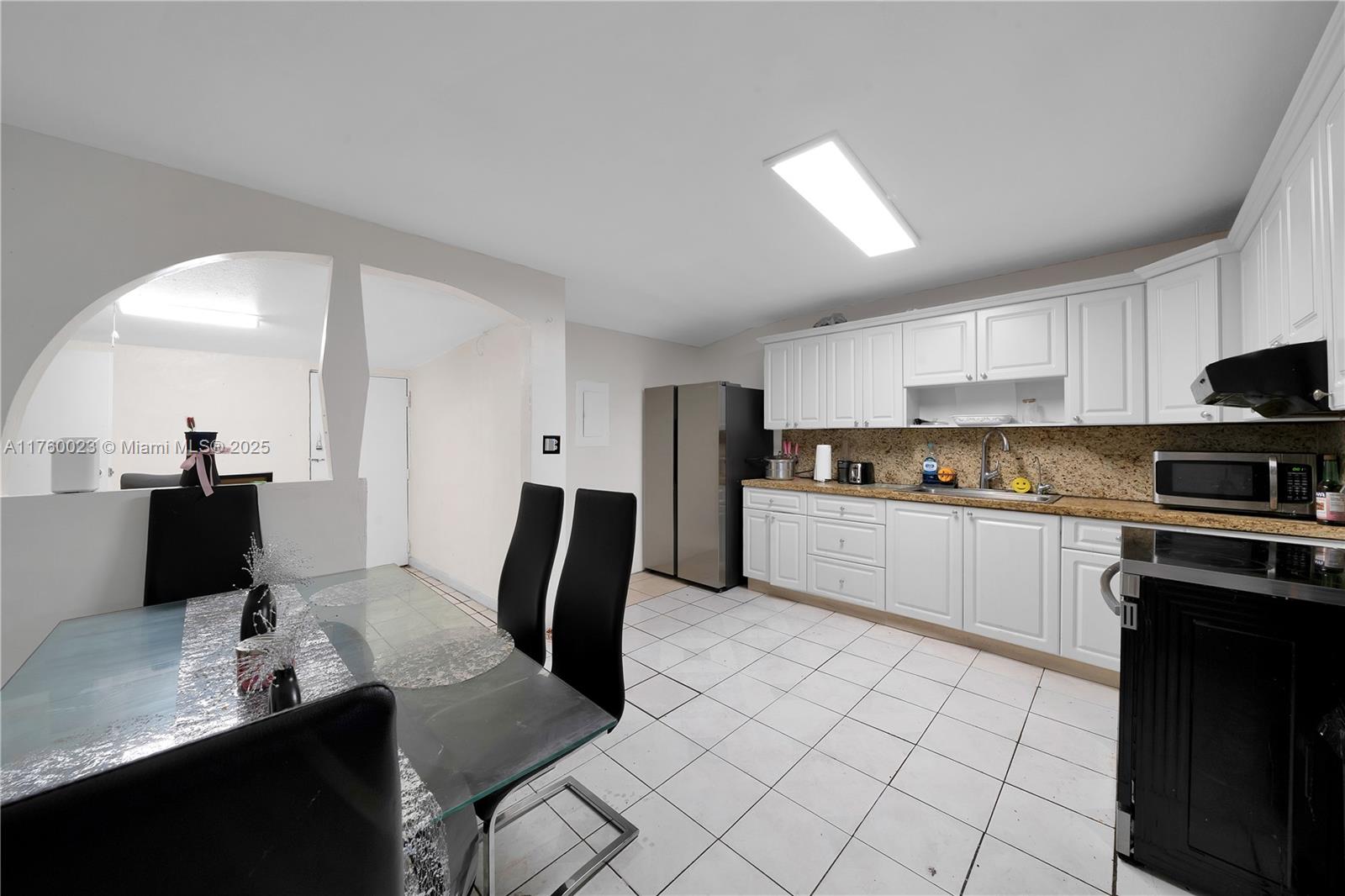 4457 NW 185th St, Miami Gardens, Florida image 5