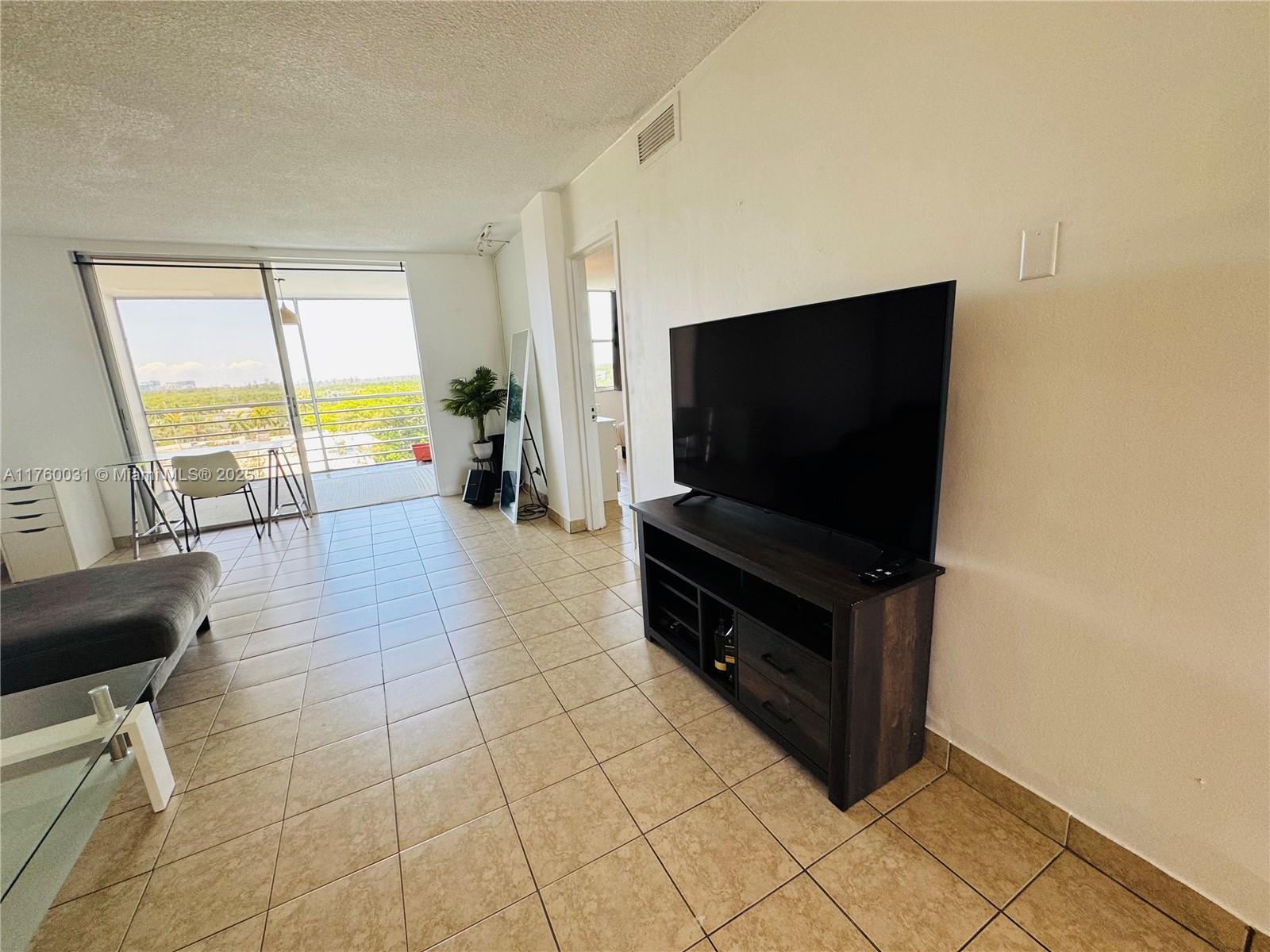 3660 NE 166th St #812, North Miami Beach, Florida image 12
