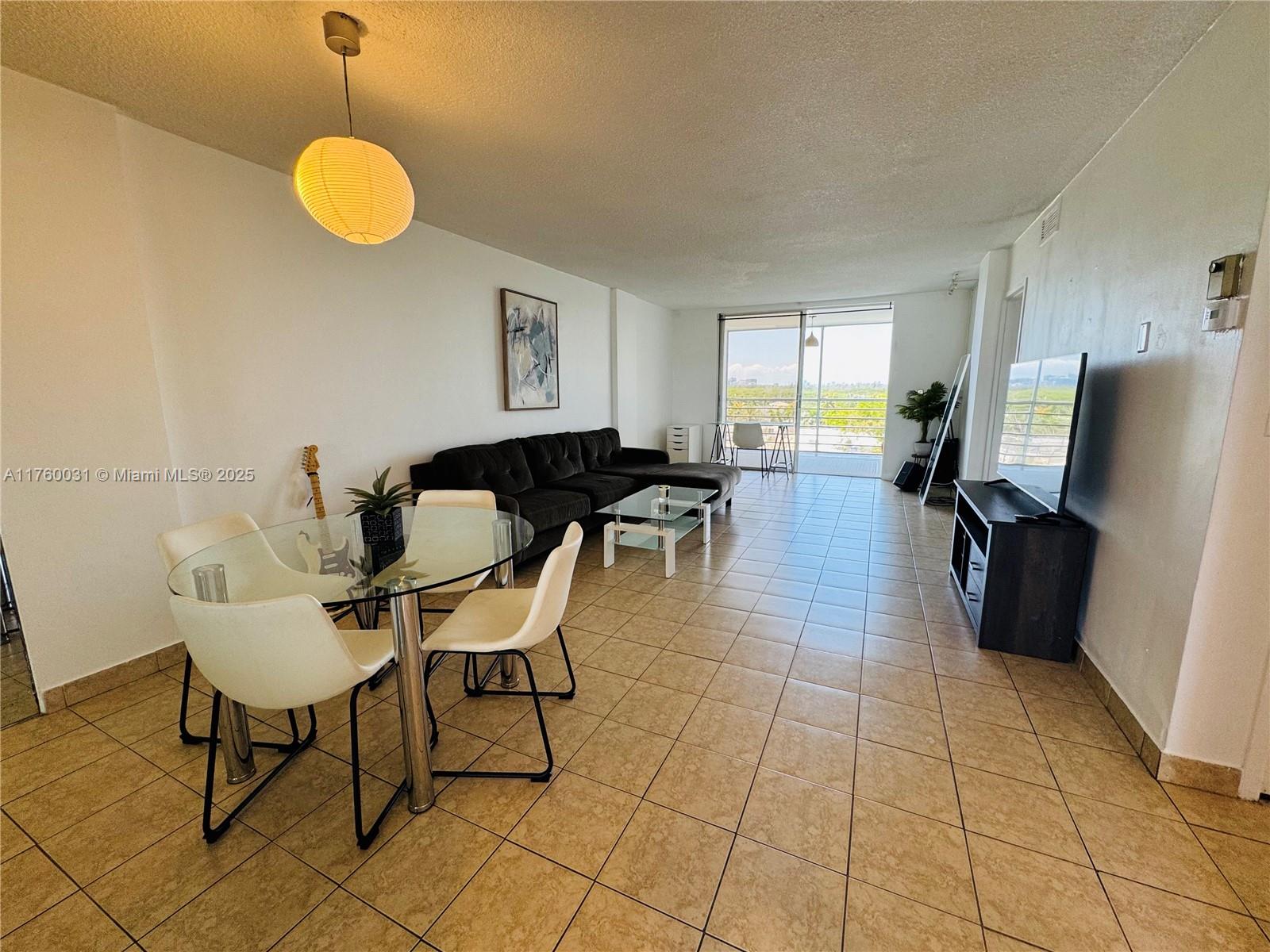 3660 NE 166th St #812, North Miami Beach, Florida image 3