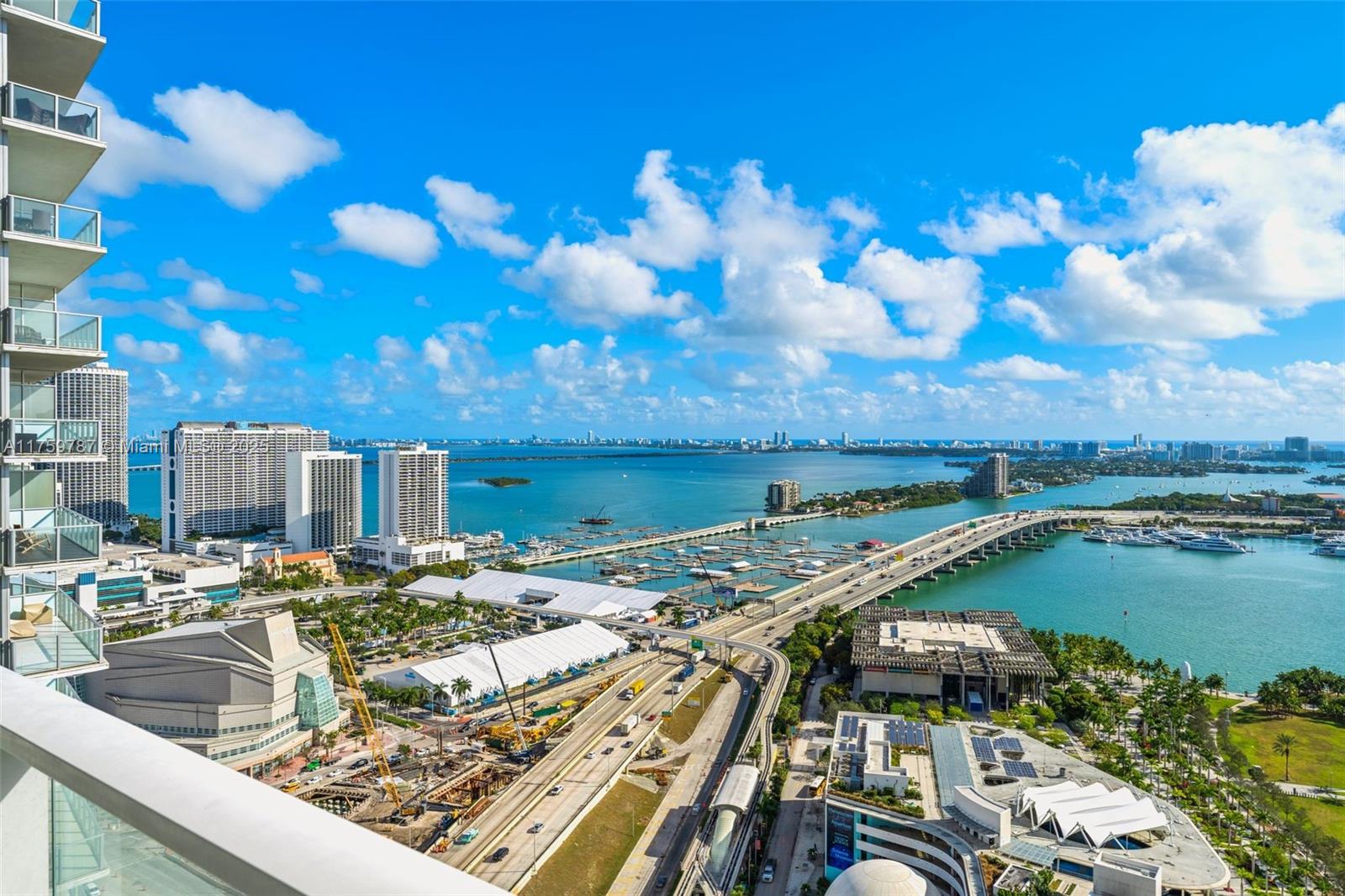 1040 Biscayne Blvd #3304, Miami FL 33132