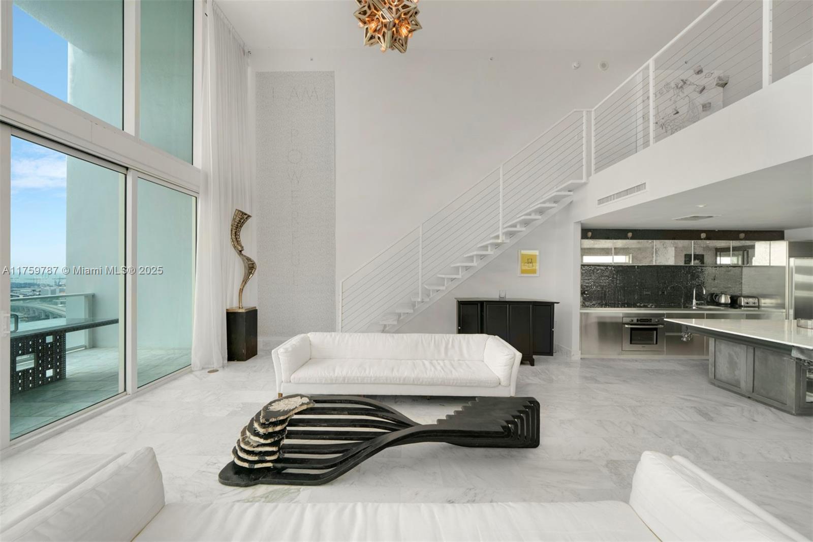 1040 Biscayne Blvd #3304, Miami FL 33132