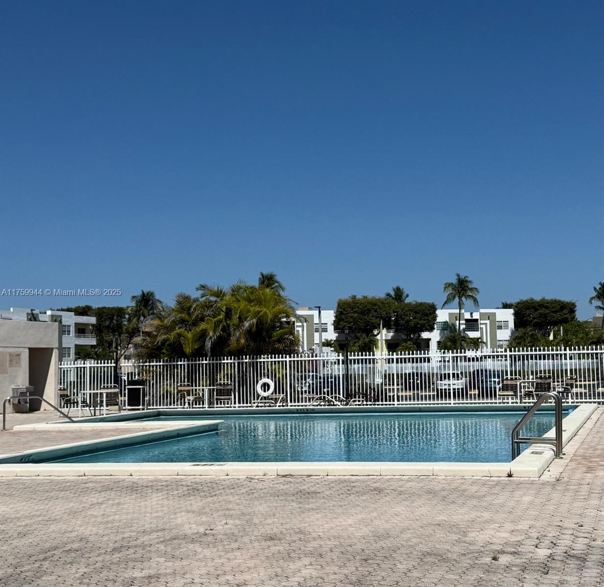 Listing Photo 18