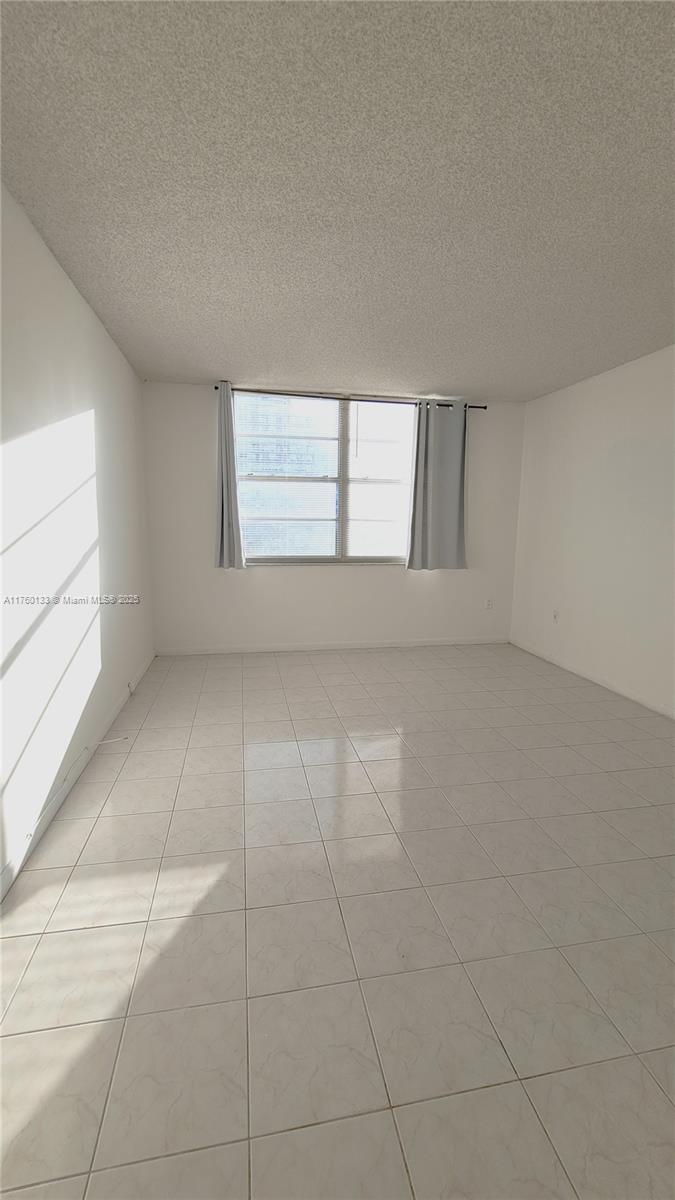 2801 NE 183rd St #504W, Aventura, Florida image 12
