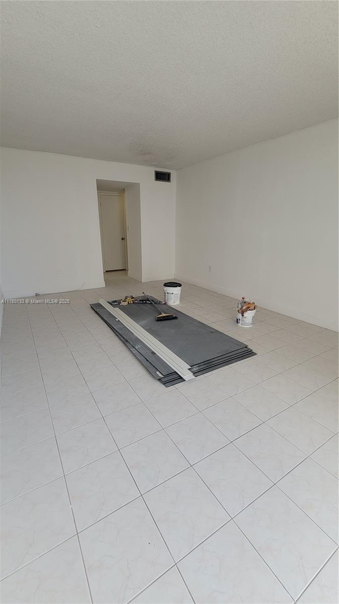 2801 NE 183rd St #504W, Aventura, Florida image 31