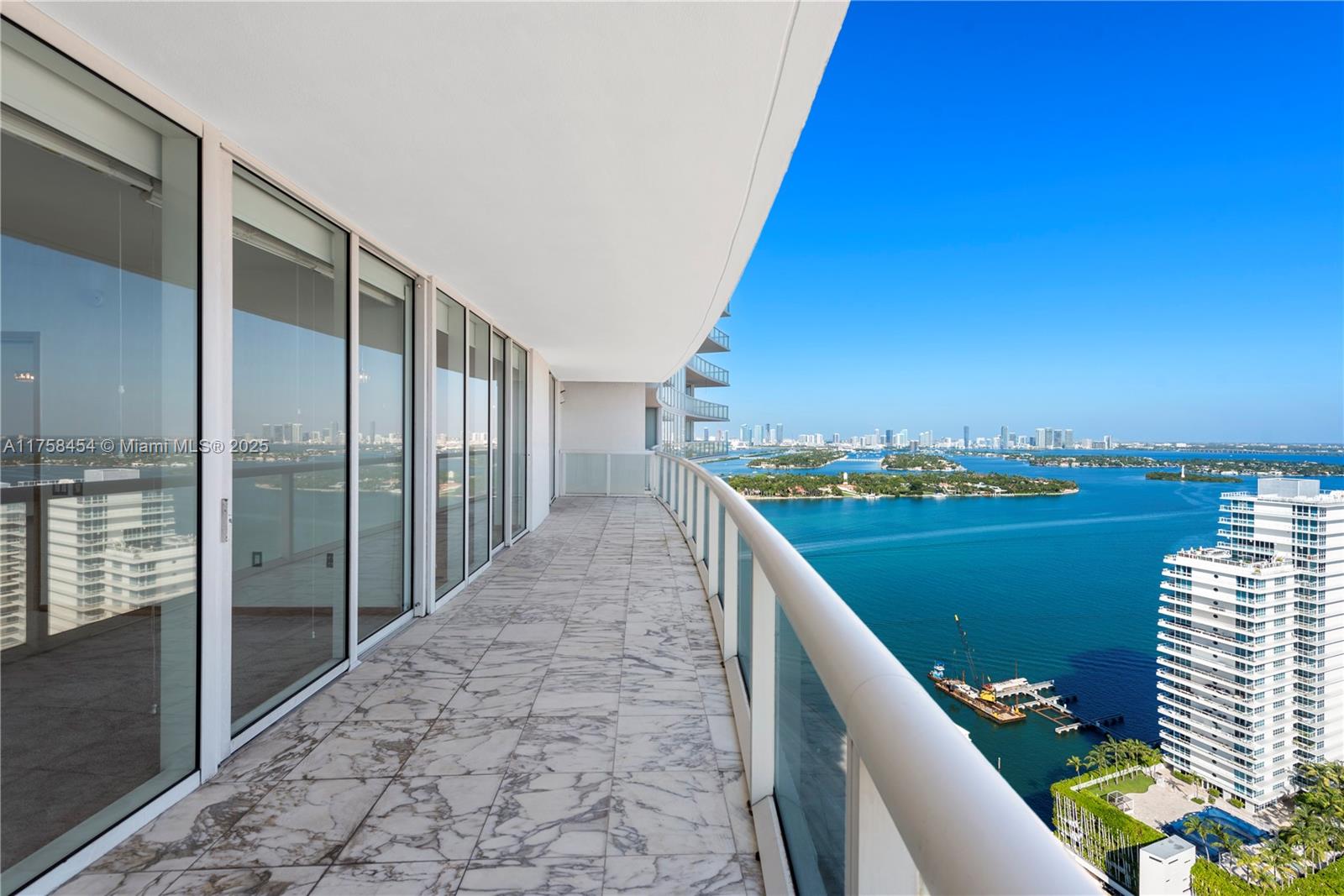 450 Alton Rd #3206, Miami Beach FL 33139