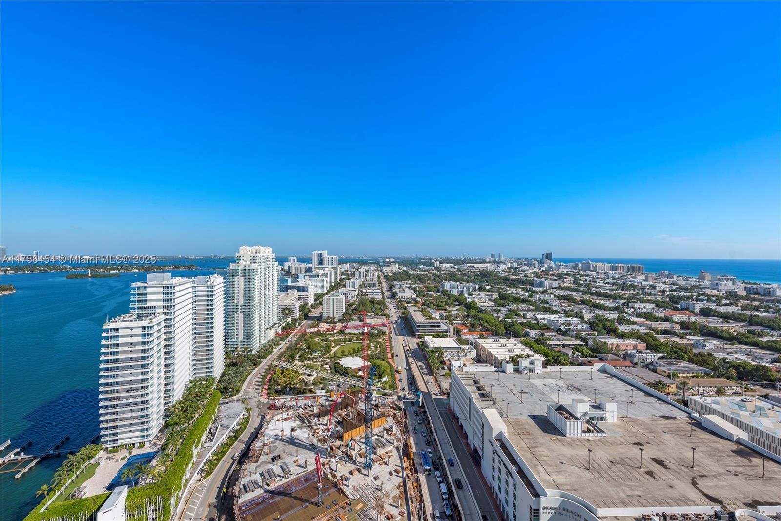 450 Alton Rd #3206, Miami Beach FL 33139