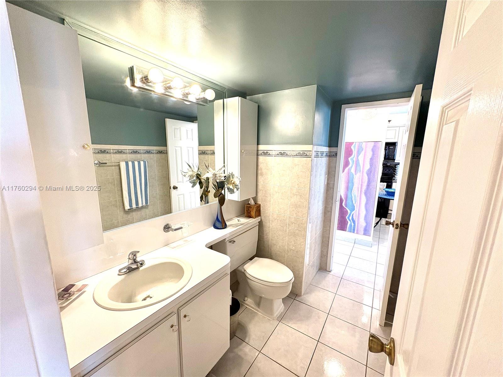3180 S Ocean Dr 402