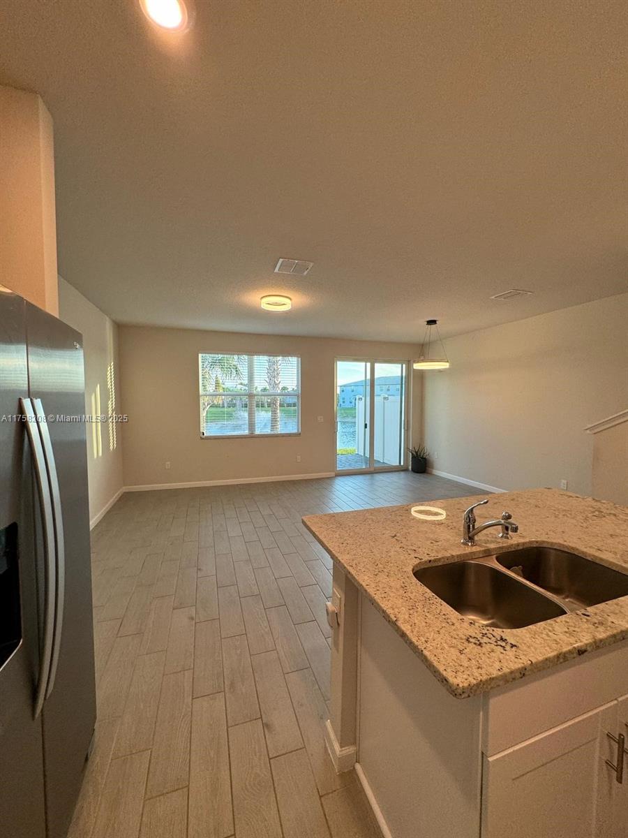 5677 Mentmore Dr #5677, Mangonia Park, Florida image 18
