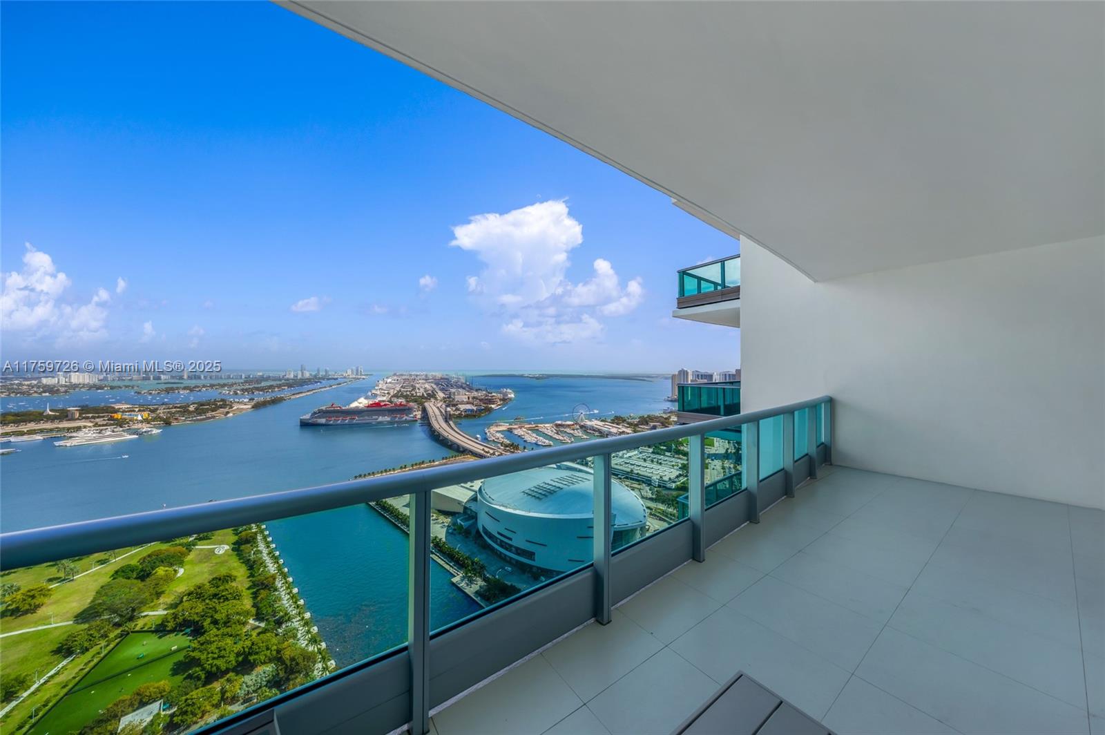 900 Biscayne Blvd #5009, Miami FL 33132