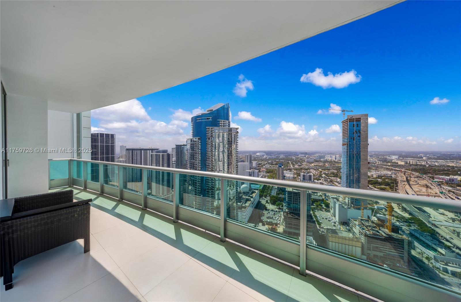 900 Biscayne Blvd #5009, Miami FL 33132