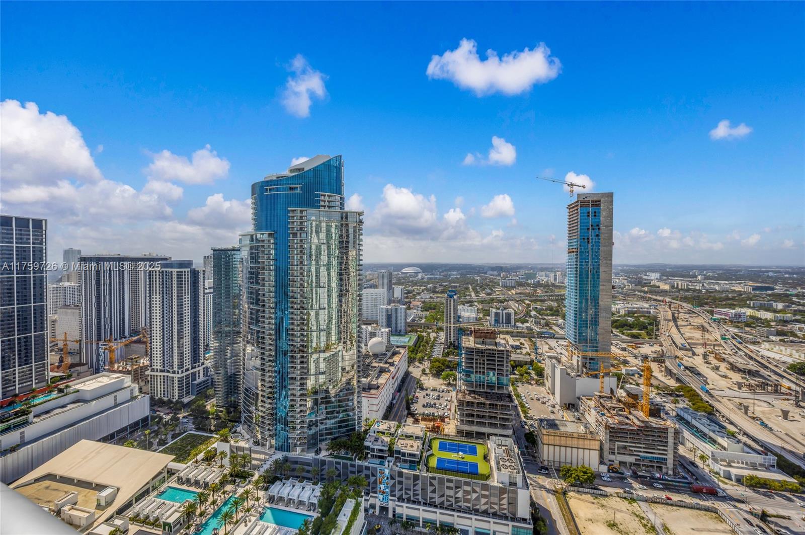 900 Biscayne Blvd #5009, Miami FL 33132