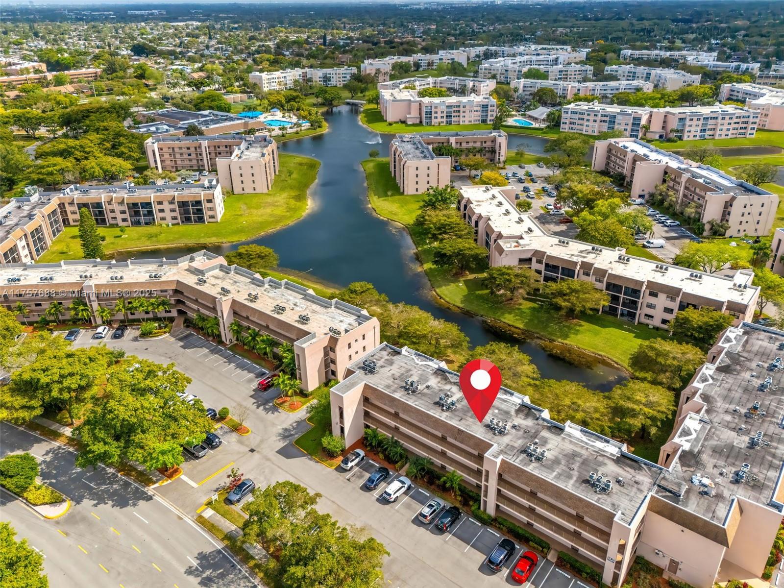 10332 Sunrise Lakes Blvd #104, Sunrise, Florida image 20
