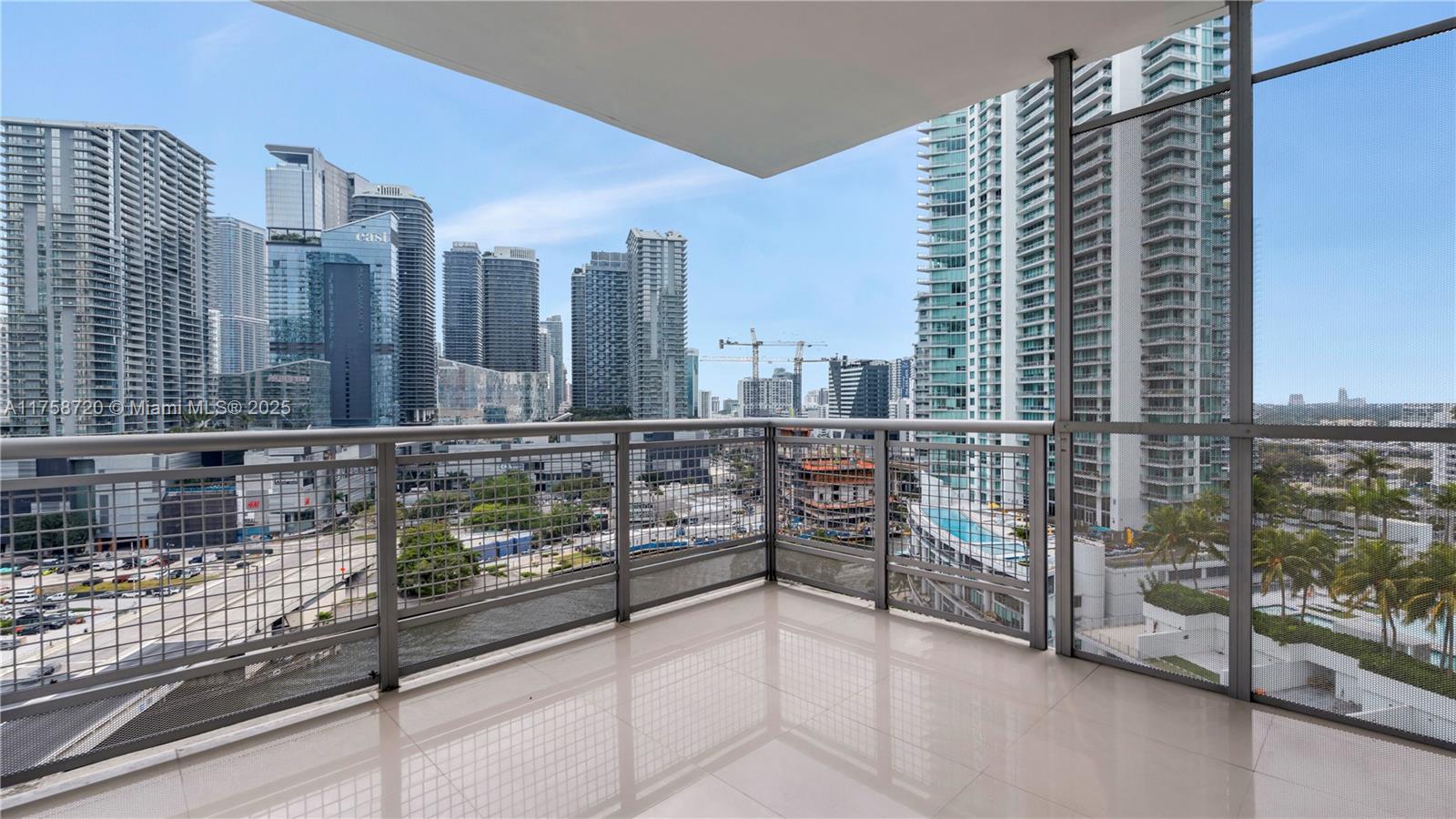 350 S Miami Ave #1810, Miami FL 33130