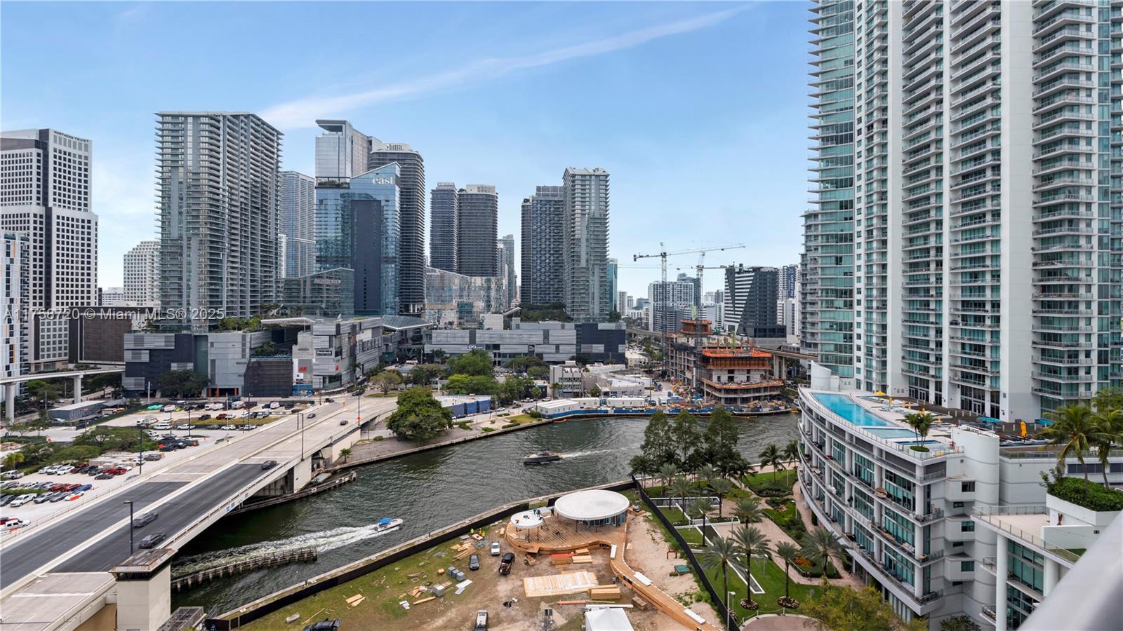 350 S Miami Ave #1810, Miami FL 33130