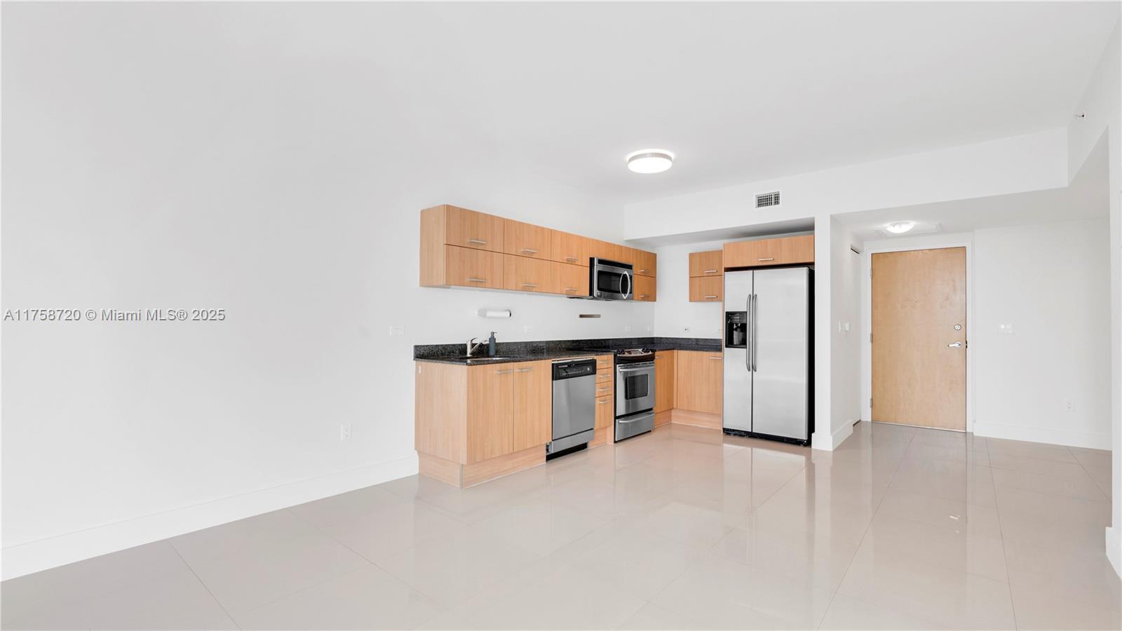350 S Miami Ave #1810, Miami FL 33130